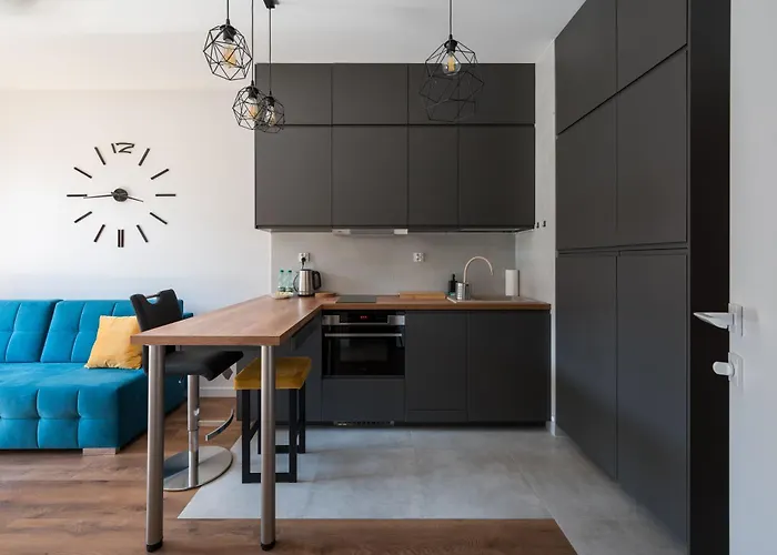 Wilanow Holzera Modern *